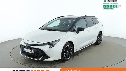 Vit Begagnad 2020 Toyota Corolla Sport Kombi | 255 000 kr (Marknadspris)