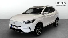 Vit (white) Begagnad 2022 MG ZS Luxury Sedan | 254 900 kr (Superpris)