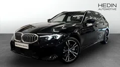 Svart (black) Begagnad 2024 BMW 330e Comfort Edition Kombi | 553 700 kr (Marknadspris)