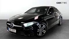 Svart Begagnad 2021 Mercedes A200 Sedan | 254 900 kr (Bra pris)
