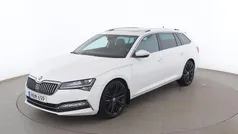 Vit Begagnad 2021 Skoda Superb Business Line Kombi | 305 000 kr (Marknadspris)
