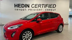 Röd Begagnad 2020 Ford Fiesta Halvkombi | 139 900 kr (Marknadspris)