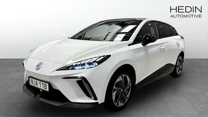Vit Begagnad 2022 MG MG4 EV Luxury Halvkombi | 259 900 kr (Marknadspris)