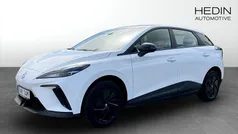 Vit (white) Begagnad 2023 MG MG4 EV Halvkombi | 259 900 kr (Marknadspris)