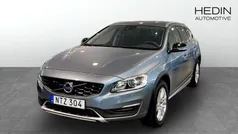 Begagnad 2016 Volvo V60 CC Momentum Kombi | 199 900 kr (Superpris)