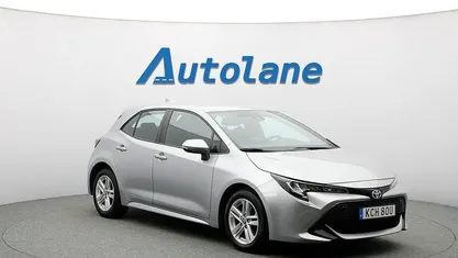 Begagnad 2022 Toyota Corolla Hybrid Halvkombi | 209 900 kr (Marknadspris)