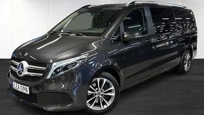 Begagnad 2022 Mercedes V220 Minibuss | 599 900 kr (Marknadspris)