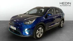 Blå (blue) Begagnad 2022 Kia e-Niro Advance SUV | 279 900 kr (Marknadspris)