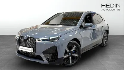 Grå Begagnad 2022 BMW iX Comfort Edition SUV | 438 700 kr (Lite dyr)