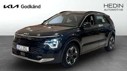 Svart (black) Begagnad 2022 Kia e-Niro SUV | 319 900 kr (Marknadspris)