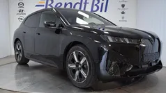 Black sapphire metallic Ny 2025 BMW iX M Sport SUV | 919 500 kr (Superpris)