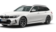 Ny 2025 BMW 330e Comfort Edition Kombi | 674 100 kr (Marknadspris)