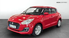 Röd (red) Begagnad 2018 Suzuki Swift Halvkombi | 149 900 kr (Marknadspris)