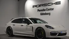 Ljusgrå (grey) Begagnad 2022 Porsche Panamera 4 Platinum Edition Sedan | 895 000 kr (Marknadspris)