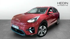 Röd (red) Begagnad 2021 Kia e-Niro 2 SUV | 259 900 kr (Marknadspris)