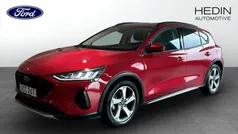 Röd (red) Begagnad 2022 Ford Focus Active Halvkombi | 209 900 kr (Bra pris)
