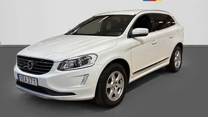 Vit Begagnad 2017 Volvo XC60 Standard SUV | 189 500 kr (Bra pris)