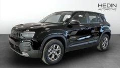 Svart (black) Ny 2024 Jeep Avenger Longitude SUV | 318 800 kr (Marknadspris)