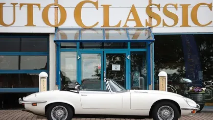 Begagnad Jaguar E-Type 276 HK (202 kW) 1973 Cab