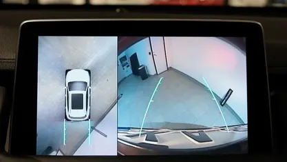 Röd Begagnad 2021 MG EHS Luxury SUV | 269 900 kr (Dyr)