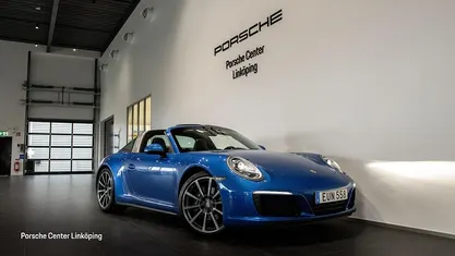 Begagnad Porsche 911 Targa 4 370 HK (272 kW) 2017 Blå Cab