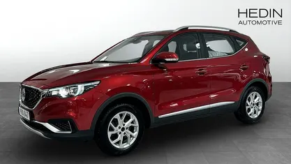 Röd Begagnad 2020 MG ZS Luxury SUV | 149 900 kr (Marknadspris)