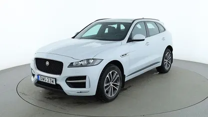 Vit Begagnad 2019 Jaguar F-Pace R-Sport SUV | 268 000 kr (Marknadspris)