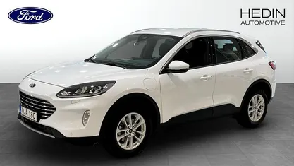 Begagnad 2023 Ford Kuga Titanium SUV | 254 900 kr (Marknadspris)