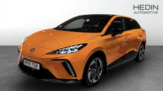 Orange Begagnad 2022 MG MG4 EV Luxury Halvkombi | 279 900 kr (Marknadspris)