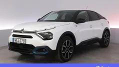 Vit Begagnad 2022 Citroën e-C4 Shine Halvkombi | 219 900 kr (Marknadspris)
