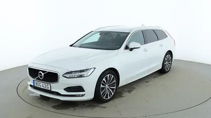 Begagnad 2019 Volvo V90 Momentum Kombi | 260 000 kr (Marknadspris)