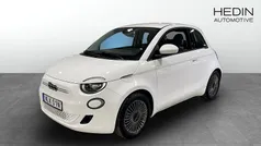 Svart Begagnad 2022 Fiat 500e Icon Halvkombi | 209 900 kr (Marknadspris)