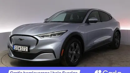 Grå Begagnad 2022 Ford Mustang Mach-E SUV | 311 990 kr (Marknadspris)