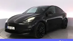 Svart Begagnad 2022 Tesla Model Y Performance SUV | 429 900 kr (Superpris)
