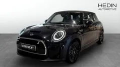 Begagnad 2022 Mini Cooper SE Halvkombi | 218 700 kr (Marknadspris)