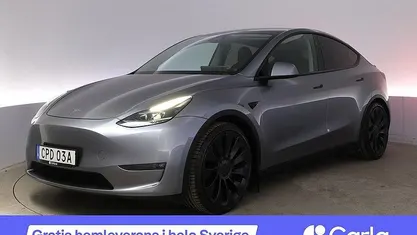 Grå Begagnad 2024 Tesla Model Y Performance SUV | 494 900 kr (Marknadspris)