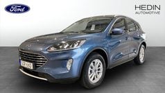 Blå (blue) Begagnad 2022 Ford Kuga Titanium SUV | 269 900 kr (Marknadspris)