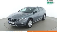 Begagnad 2017 Volvo V60 CC Momentum Kombi | 167 000 kr (Bra pris)