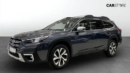 Grå Begagnad 2022 Subaru Outback Kombi | 339 900 kr (Marknadspris)