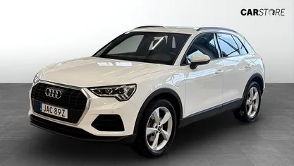 Begagnad Audi Q3 Proline 245 HK (180 kW) 2023 Vit SUV