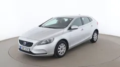 Silver Begagnad 2015 Volvo V40 Momentum Kombi | 105 000 kr (Marknadspris)