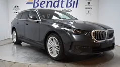 Black sapphire metallic Ny 2024 BMW 530e Kombi | 689 500 kr (Marknadspris)