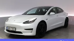 Vit Begagnad 2019 Tesla Model 3 Standard Range Plus Sedan | 218 900 kr (Marknadspris)