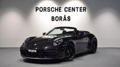 Svart (black) Begagnad 2024 Porsche 911 Carrera GTS Cab | 1 799 000 kr