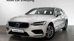 Vit Begagnad 2021 Volvo V60 Momentum Kombi | 269 900 kr (Marknadspris)
