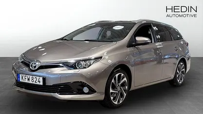 Begagnad 2015 Toyota Auris Kombi | 139 900 kr (Marknadspris)