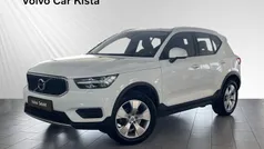 Vit Begagnad 2022 Volvo XC40 Momentum SUV | 289 900 kr (Superpris)