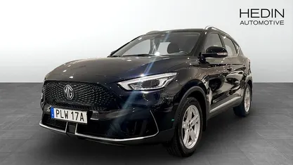 Begagnad MG ZS Comfort 130 kW (177 HK) 2022 Svart Halvkombi
