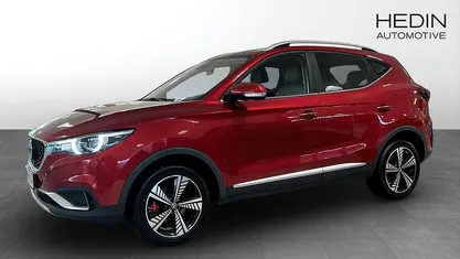 Röd Begagnad 2020 MG ZS Luxury SUV | 149 900 kr (Marknadspris)