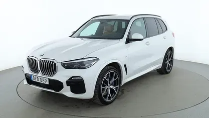 Vit Begagnad 2018 BMW X5 M Sport SUV | 491 000 kr (Marknadspris)